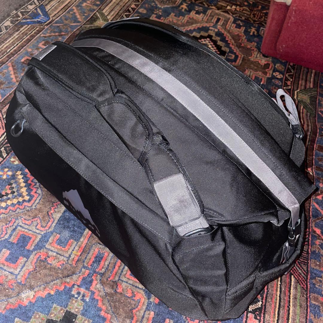 BURTON ボストンバッグ 黒