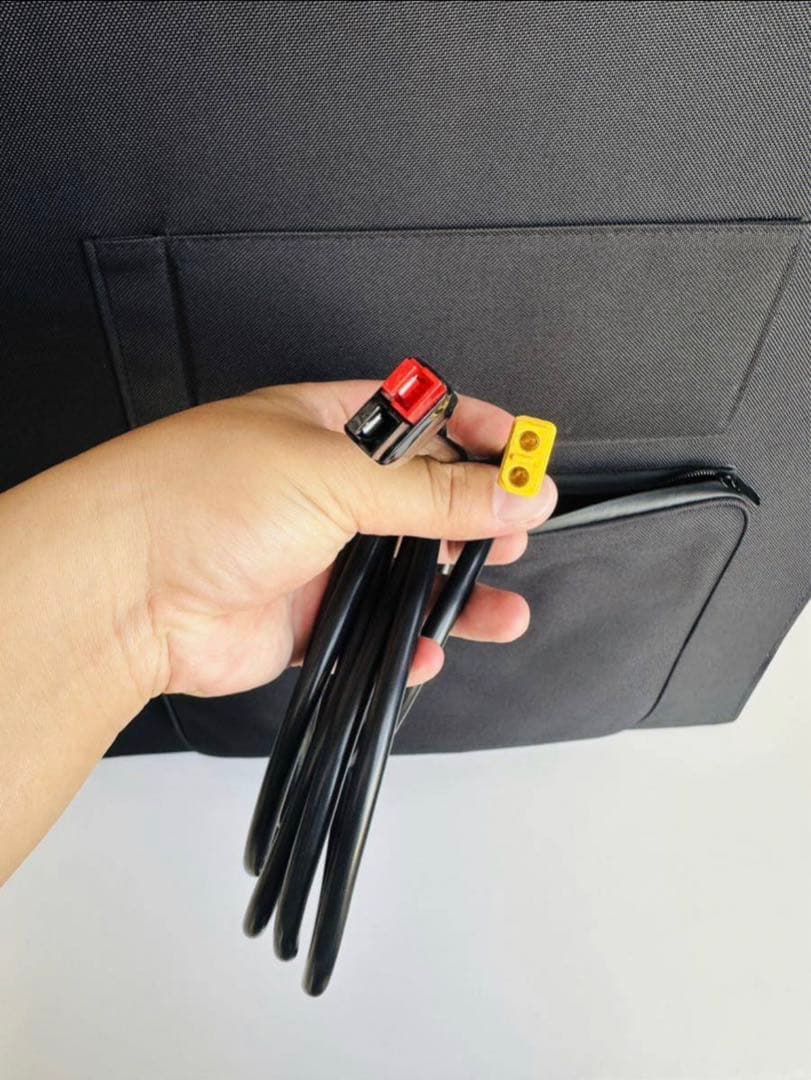 ソーラーパネル 200W 折り畳み式 18Vソーラーチャージャー 高交換率単結晶