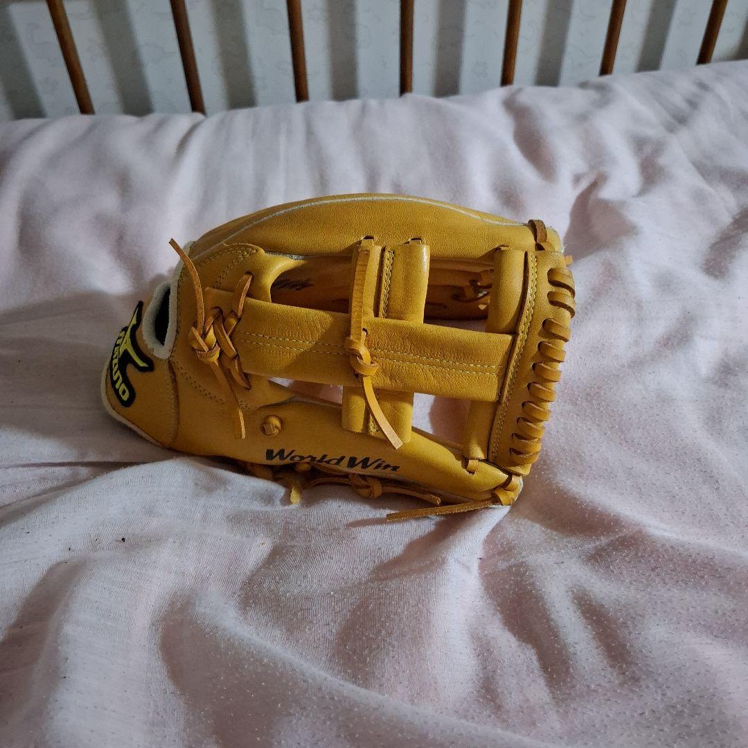 Mizuno World Win 軟式用グローブ イエロー