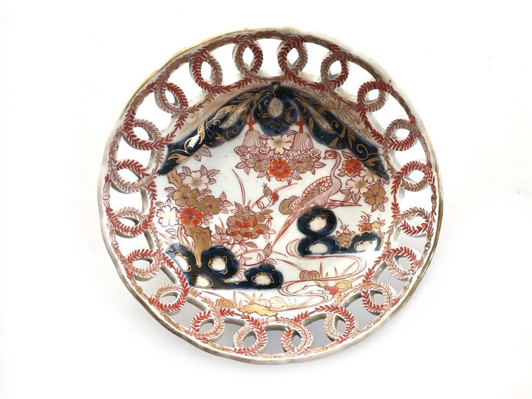 骨董　アンティーク　古伊万里　色絵花鳥図輪繋透鉢　金襴手　透かし　元禄　輸出手