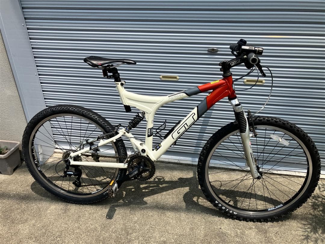 GT マウンテンバイク フルサスペンション 26インチ