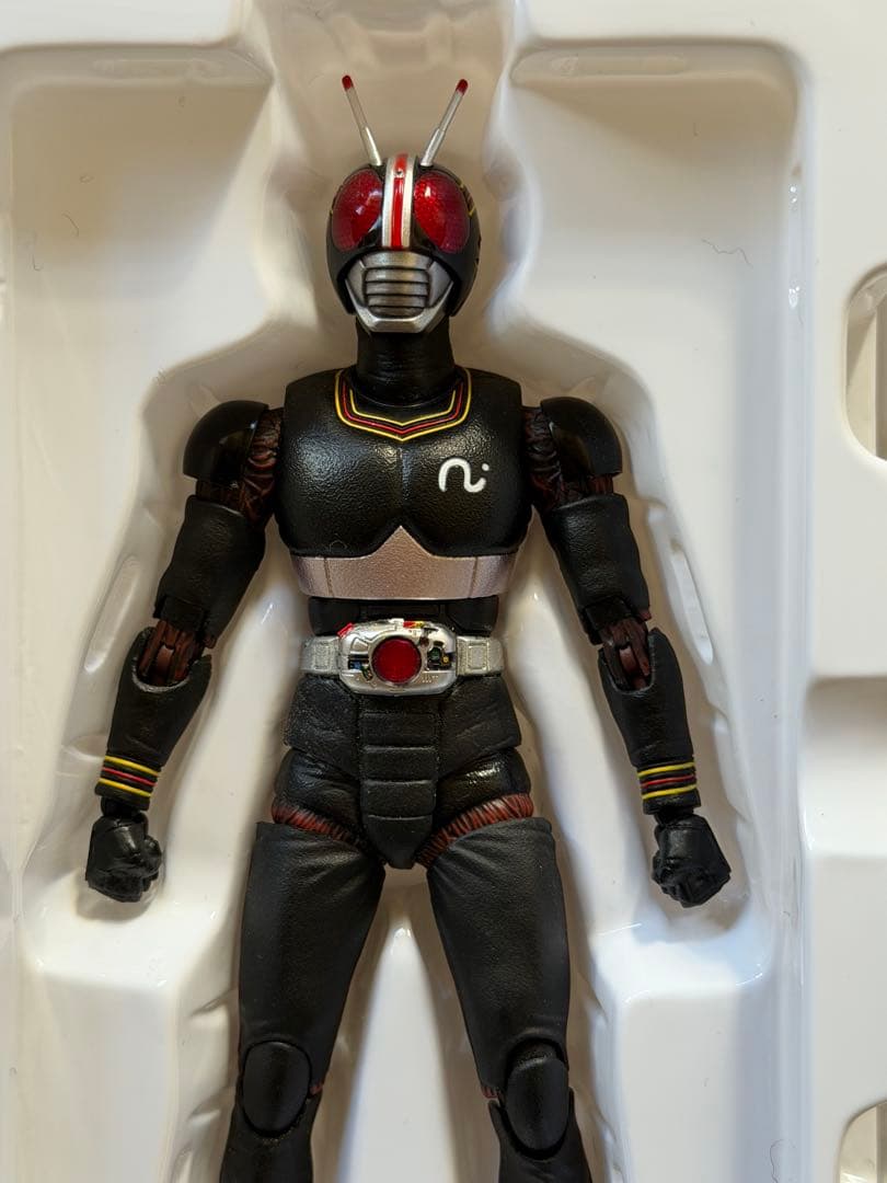 バンダイ S.H.Figuarts 真骨彫製法　仮面ライダーBLACK