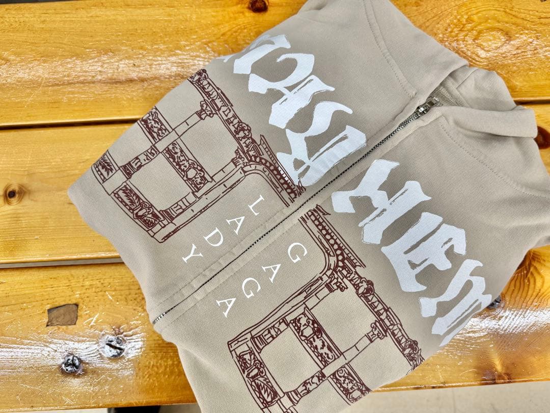 Yu 様ご依頼分(新品)レディーガガ パーカー M〜最安値〜