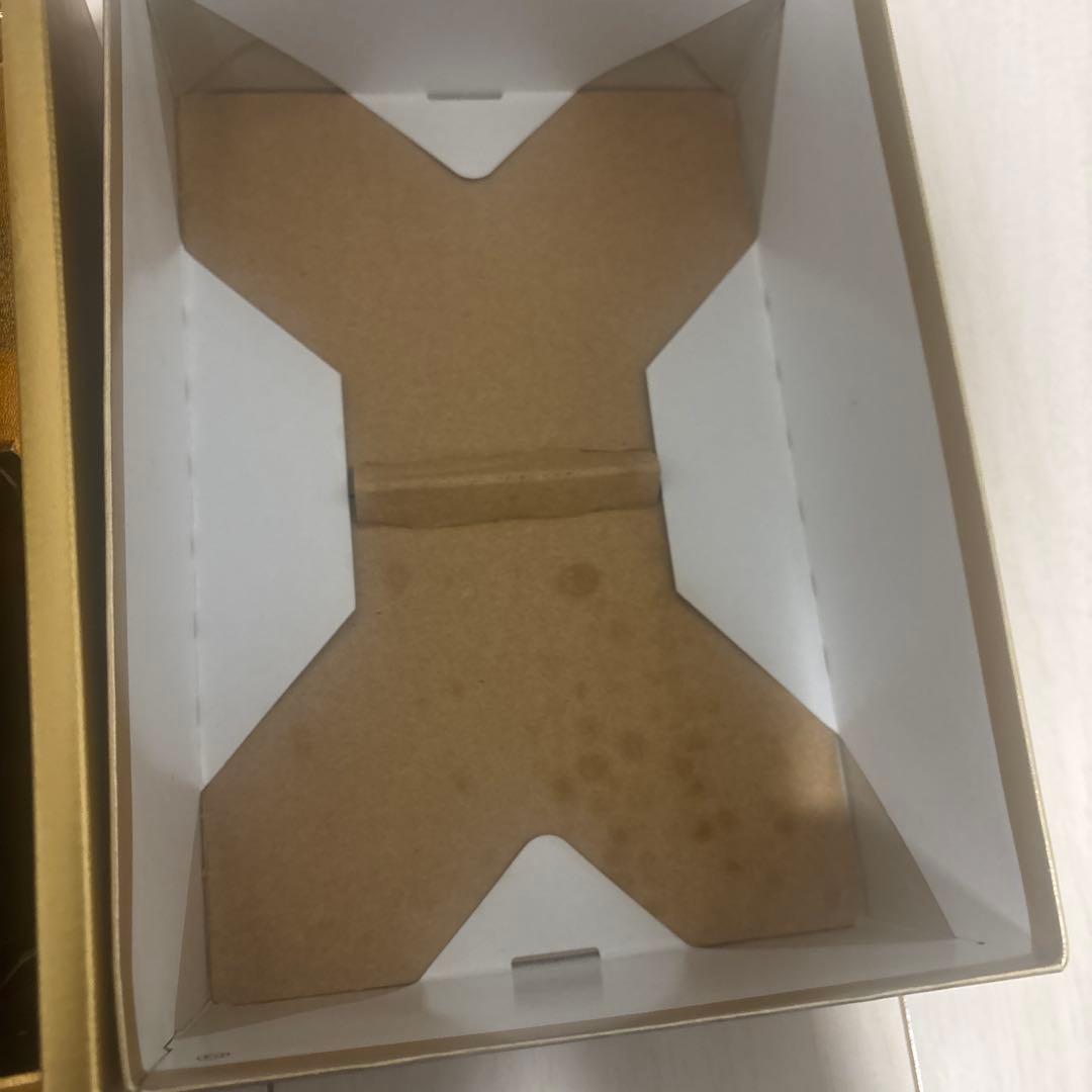 サントリー　ウィスキー　 ローヤル　ゴールドラベル　750ml