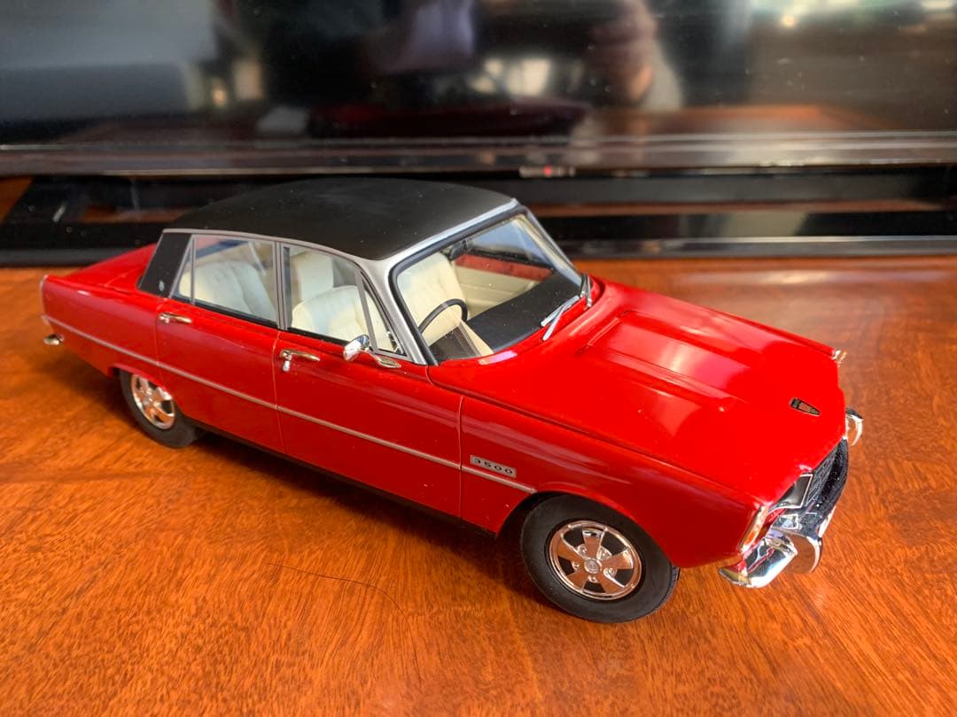 CULT 1/18 ローバー　P6B 3500v8 説明文読んで下さい