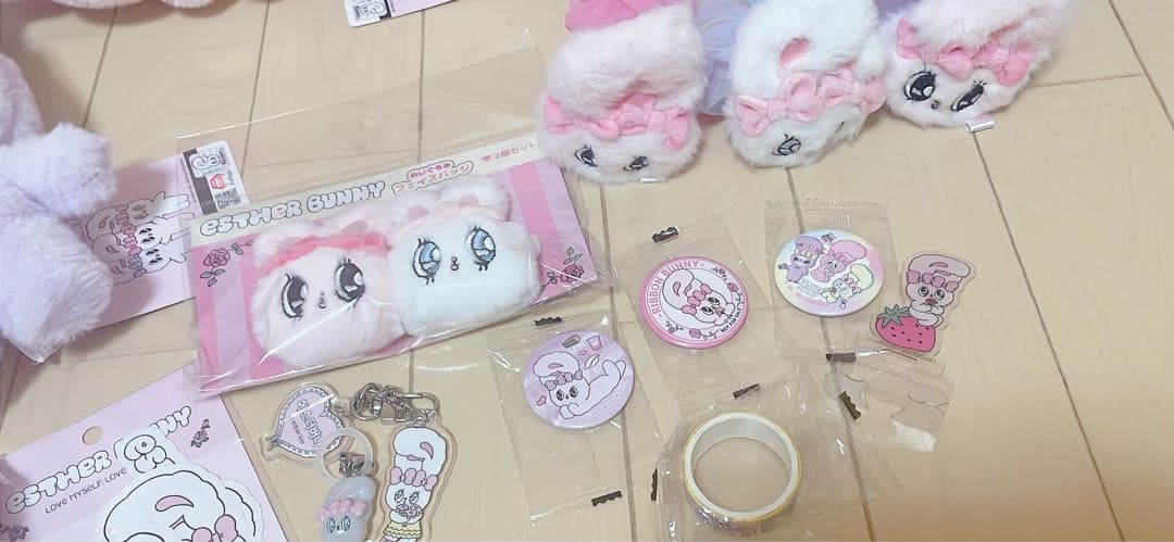 エスターバニー　ぬいぐるみ　ヘアバンド　バッグ　シュシュ　パスケース　まとめ売り