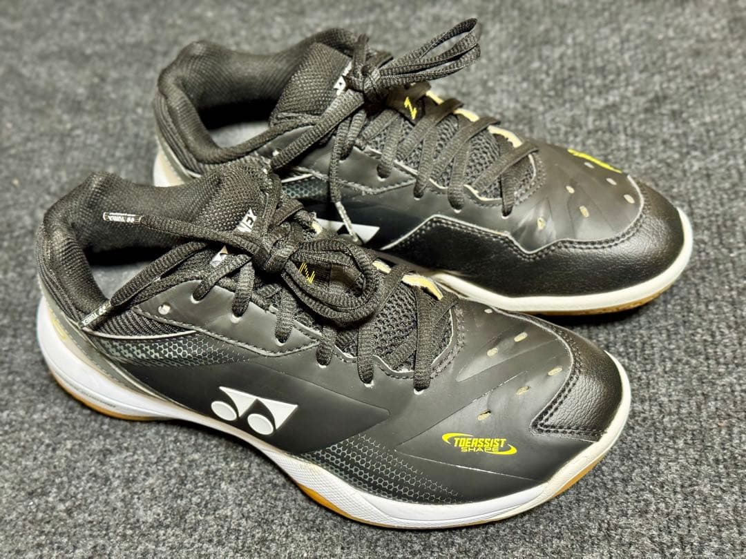 YONEX バドミントンシューズパワークション65Z3 ブラック25.5センチ