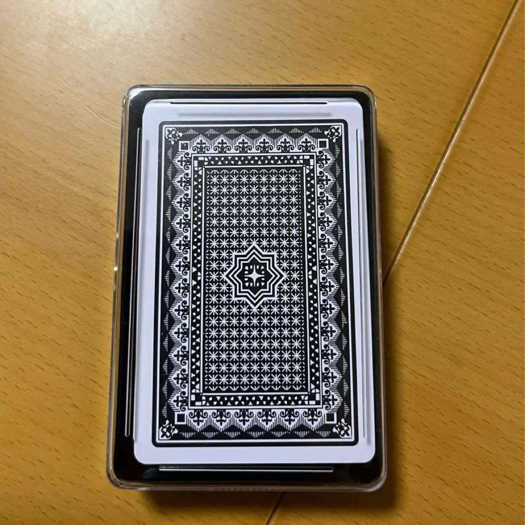 プラスチック　トランプ