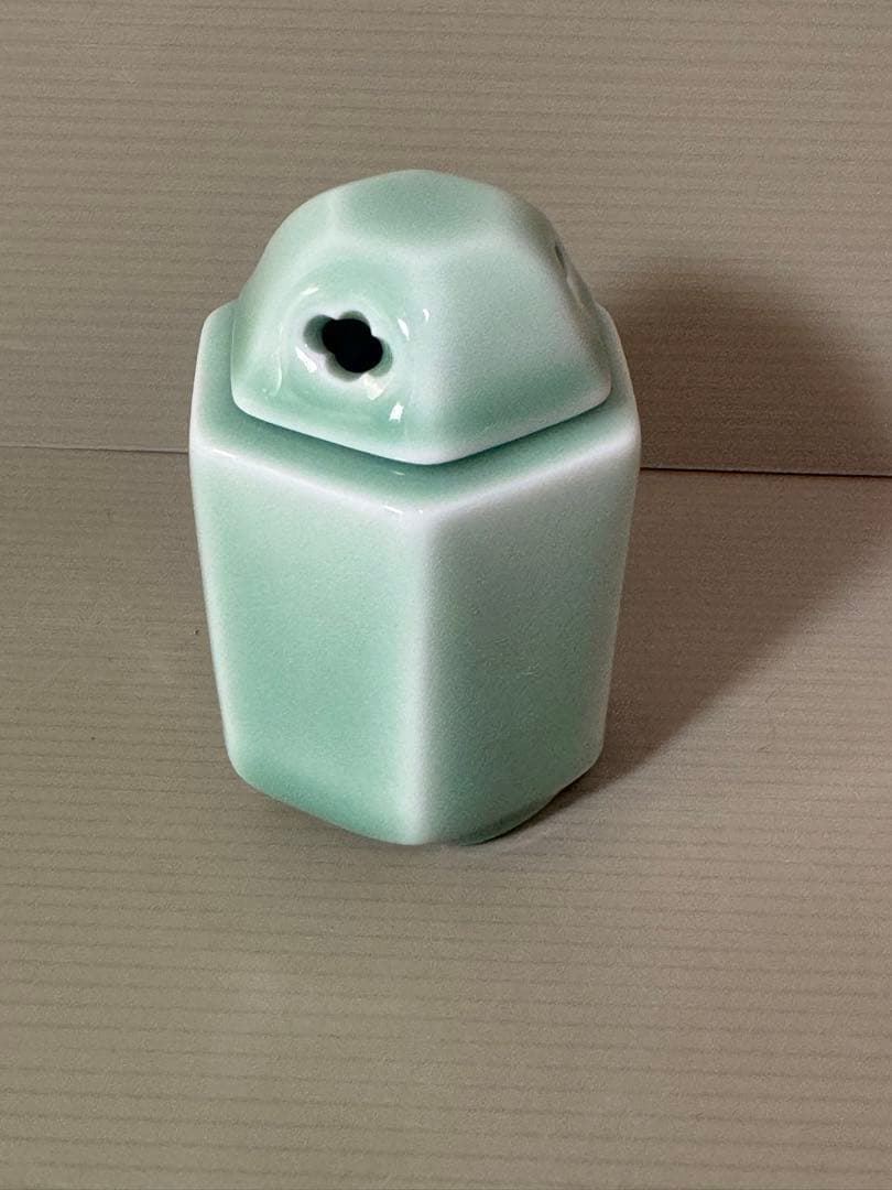 2761 伊万里　虎仙　青磁　香炉　未使用