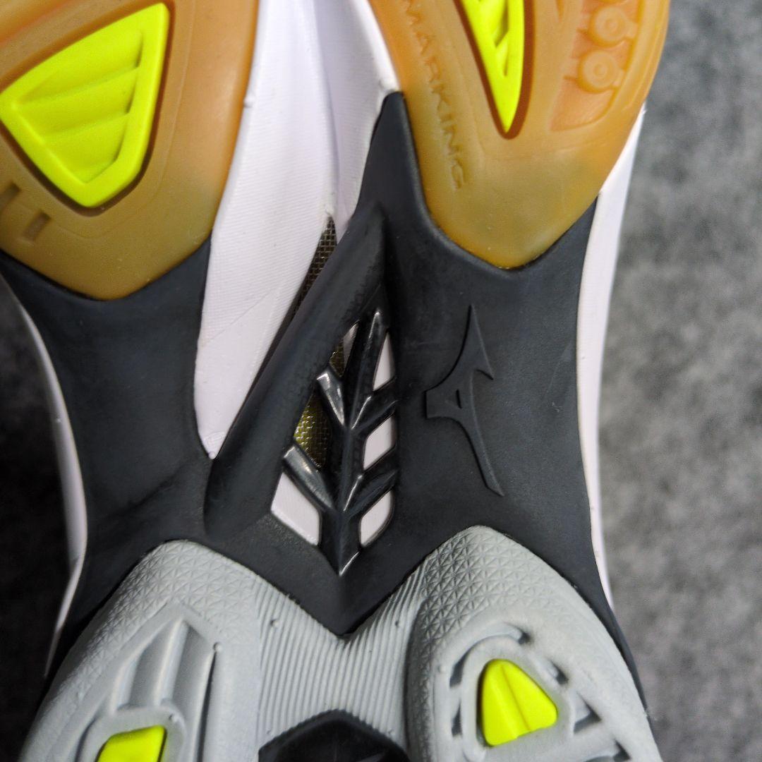 Mizuno Wave Lightning Z3 バレーボールシューズ 26cm