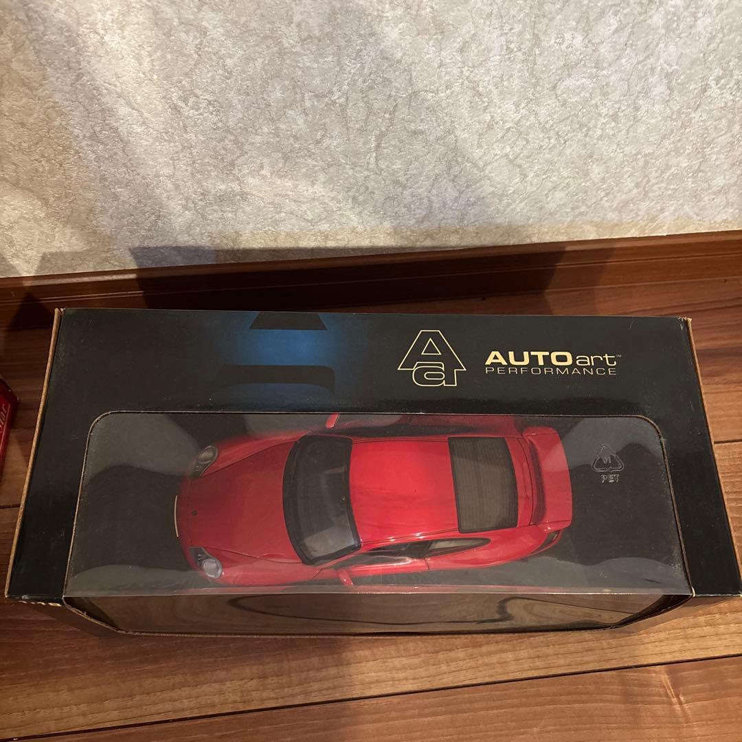 オートアート 1/18 ポルシェ 911 GT3（996）レッド 完成品