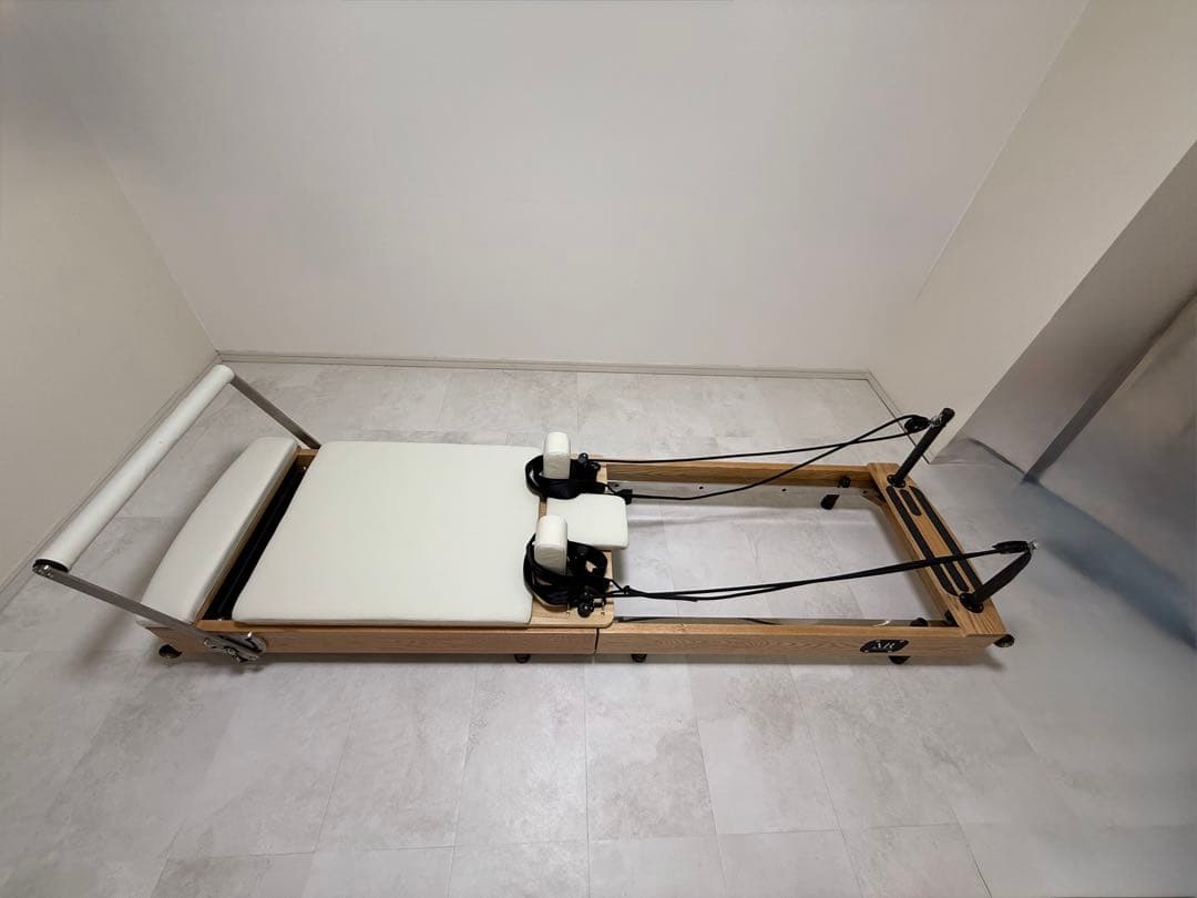 Miyabi 折り畳み式リフォーマー【送料込み】アイボリー