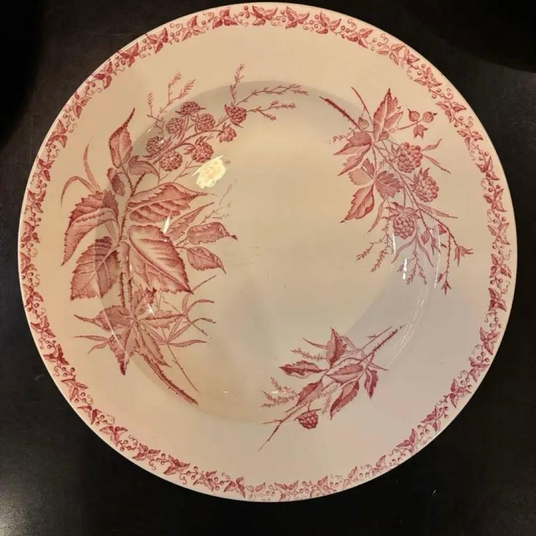 フランスアンティークプレート　3枚セット ラズベリー赤2枚・ラズベリーと蝶青1枚