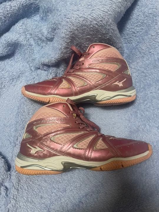 ミズノ　ウエーブダイバース　LG3  23.5 希望価格に変更させて頂きました。