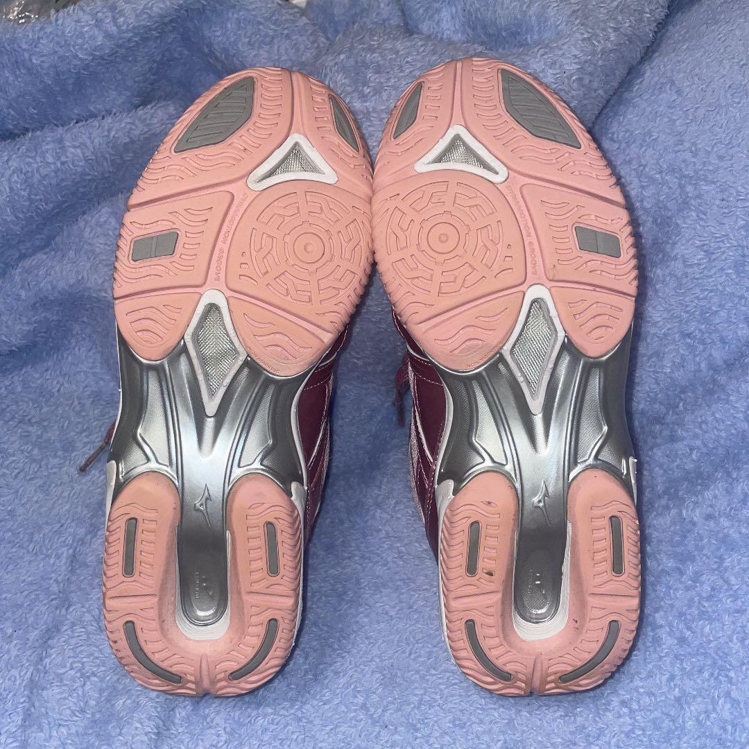 ミズノ　ウエーブダイバース　LG3  23.5 希望価格に変更させて頂きました。