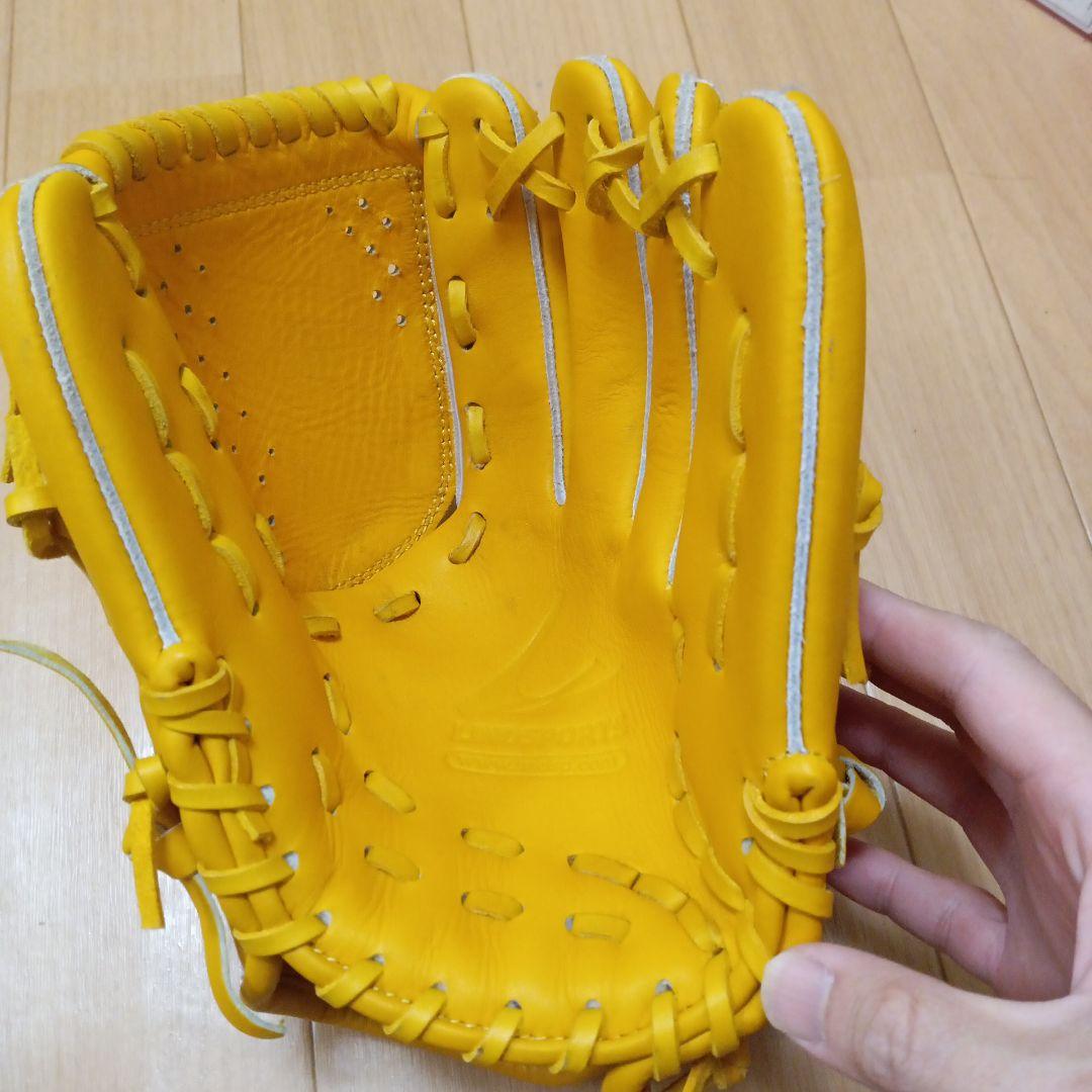 リンドスポーツ　硬式　ピッチャー用グローブ