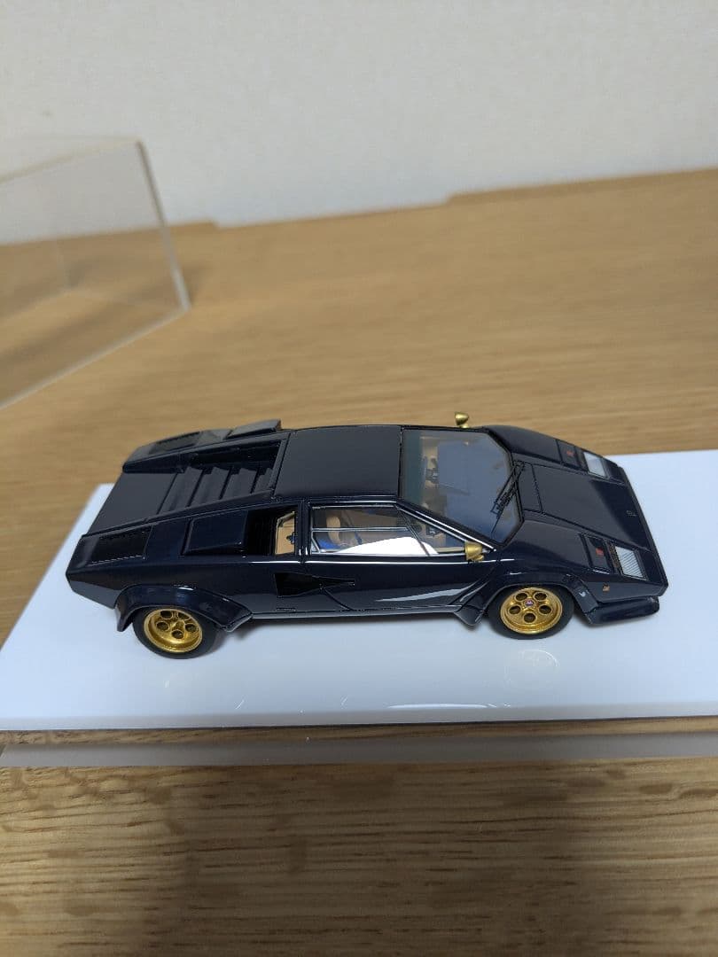 EIDOLON 1/43　make up em441 LP400S