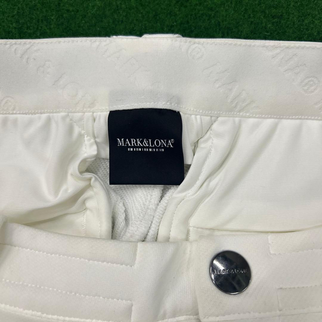 MARK&LONA フード付きホワイトジャケット