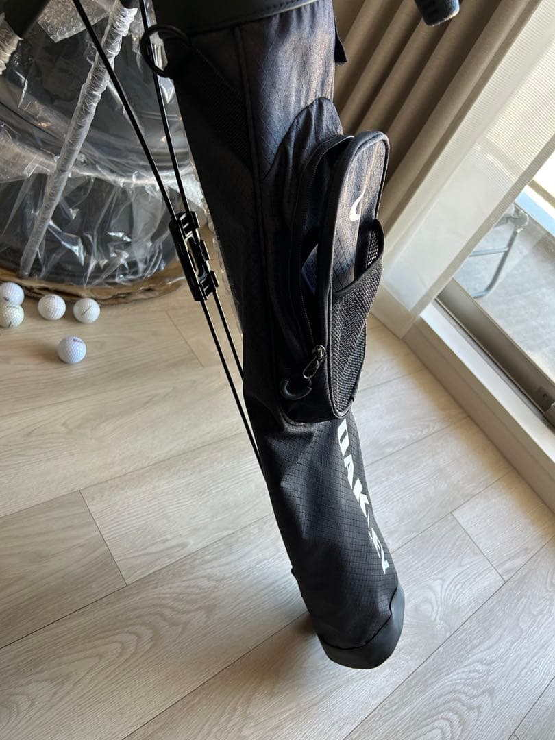 OAKLEY オークリー セルフスタンドバッグ フード付き ブラックアウト