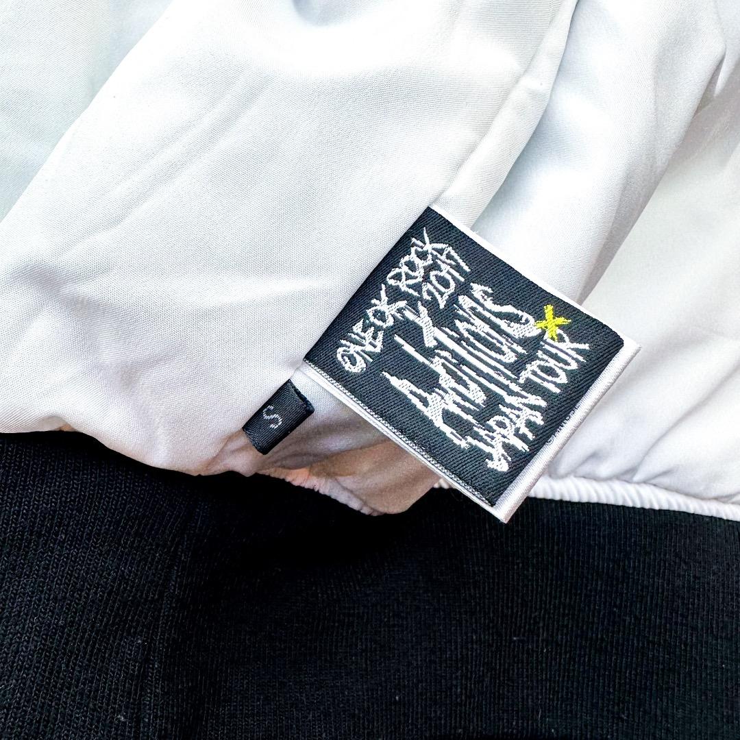 ONE OK ROCK ambitions tour ma-1 Sサイズ