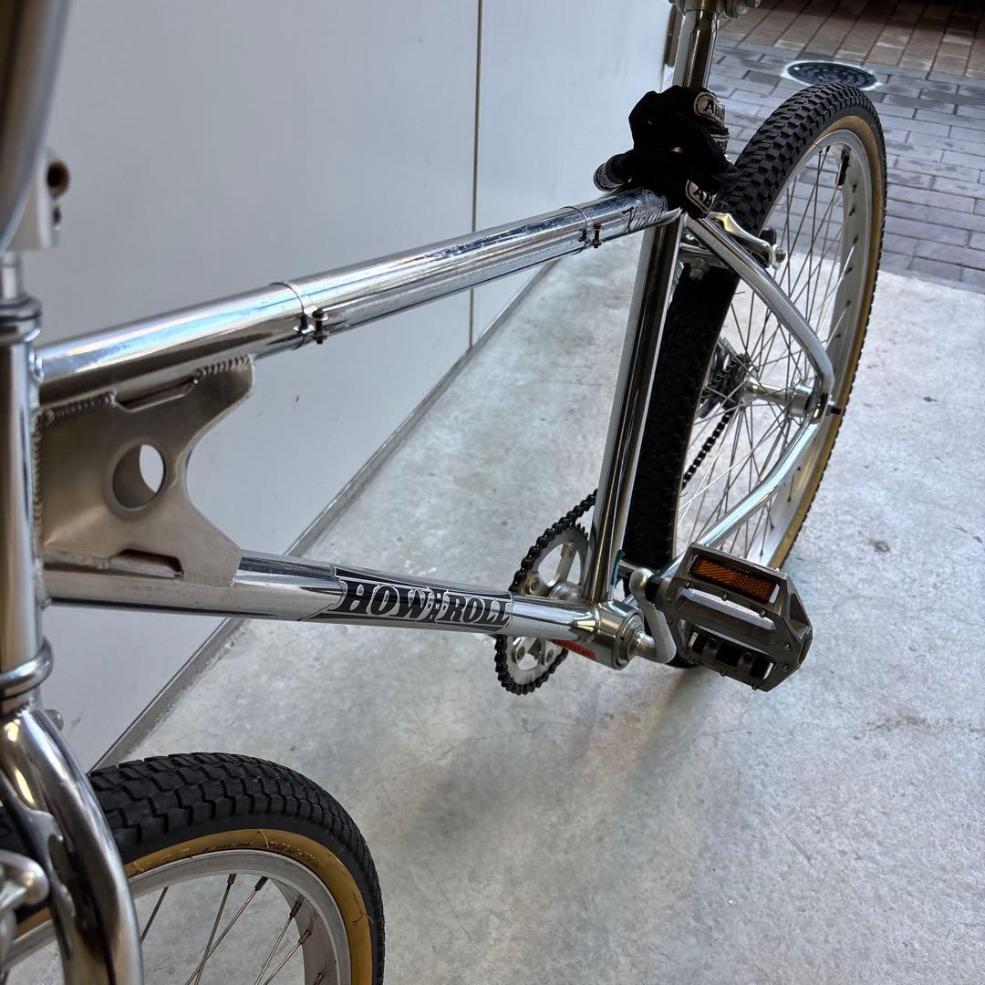 HOW I ROLL Kick it 26インチ