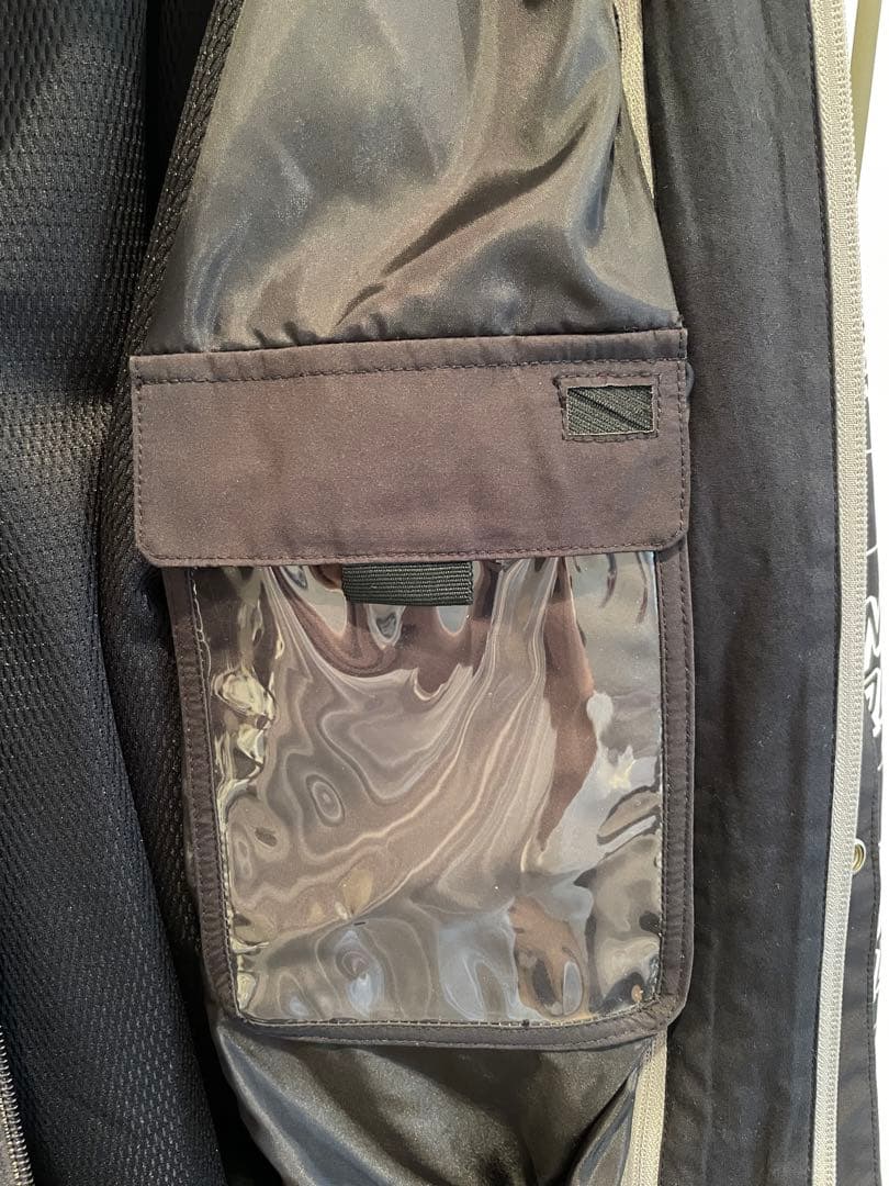 SANTA CRUZ スノボーウェア & REPULIC ボトムスウェア