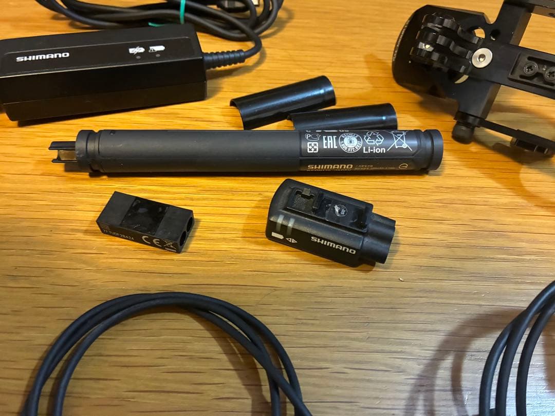 シマノ Di2 バッテリー・配線などセット 11s用