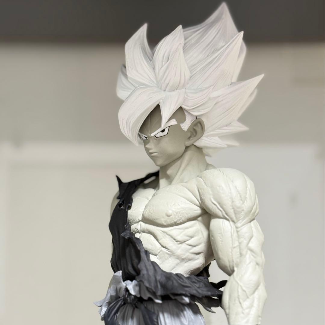 ドラゴンボール　SMSP 孫悟空　モノクロ　フィギュア　リペイント