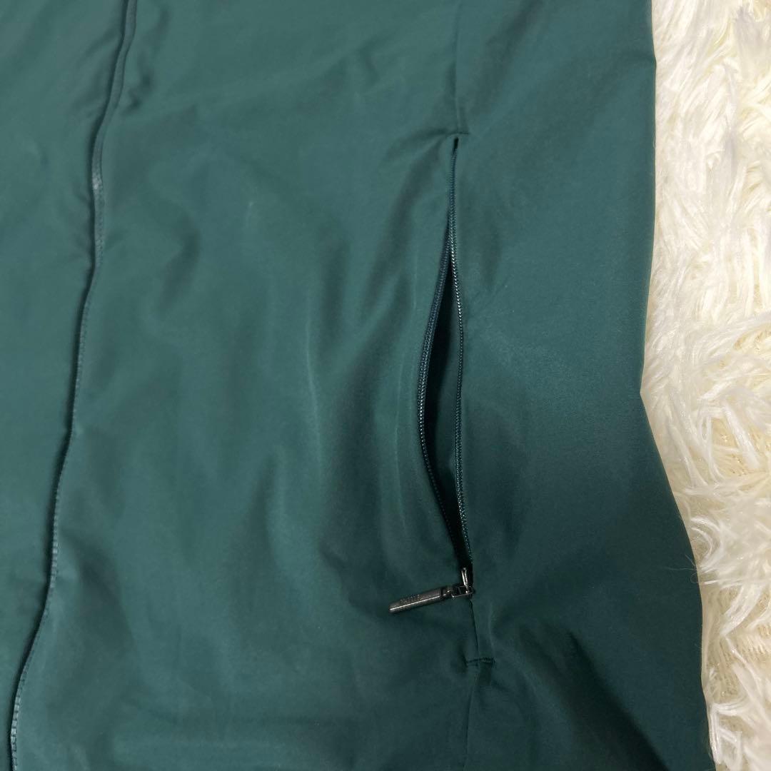 KJUS チュース　ジップアップジャケット　ダークグリーン　フード収納付き　M