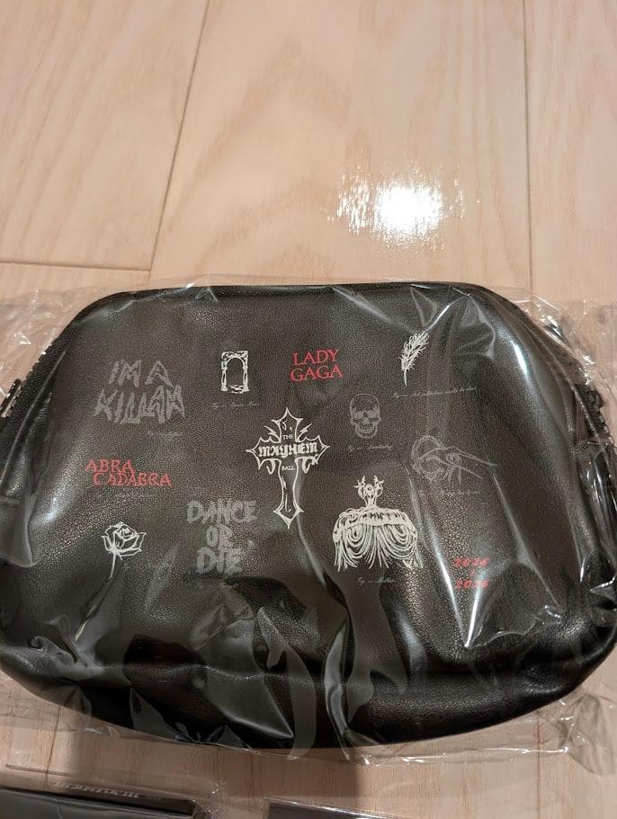新品Lady Gaga VIP Gold Merch セット 2026レディガガ
