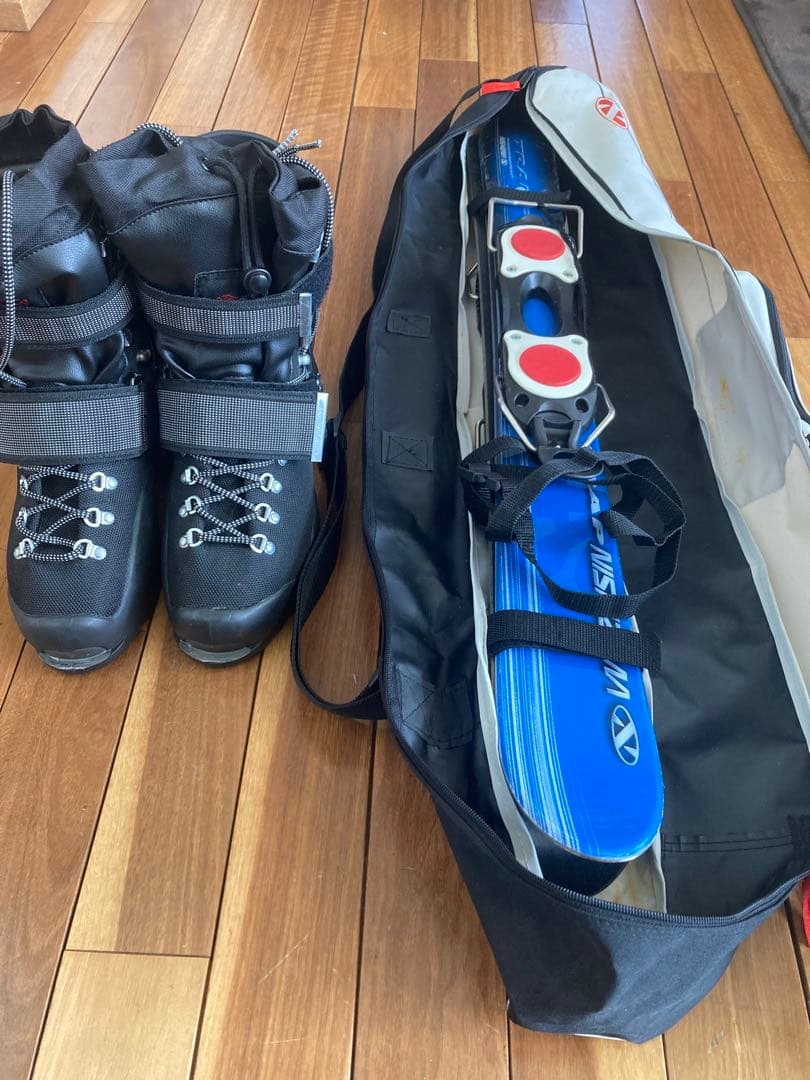 ショートスキー(ファン)ボード板と収納ケースとソフトブーツ27cmセット