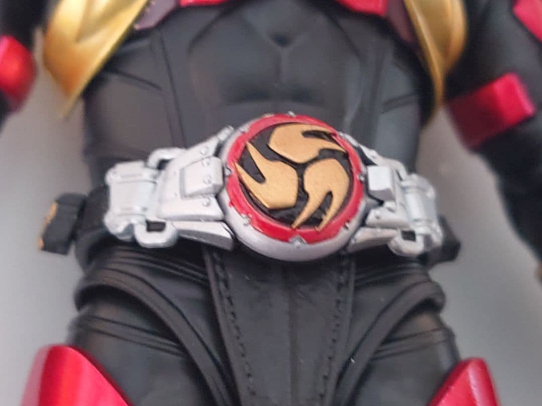 S.H.Figuarts 真骨彫製法 仮面ライダー装甲響鬼