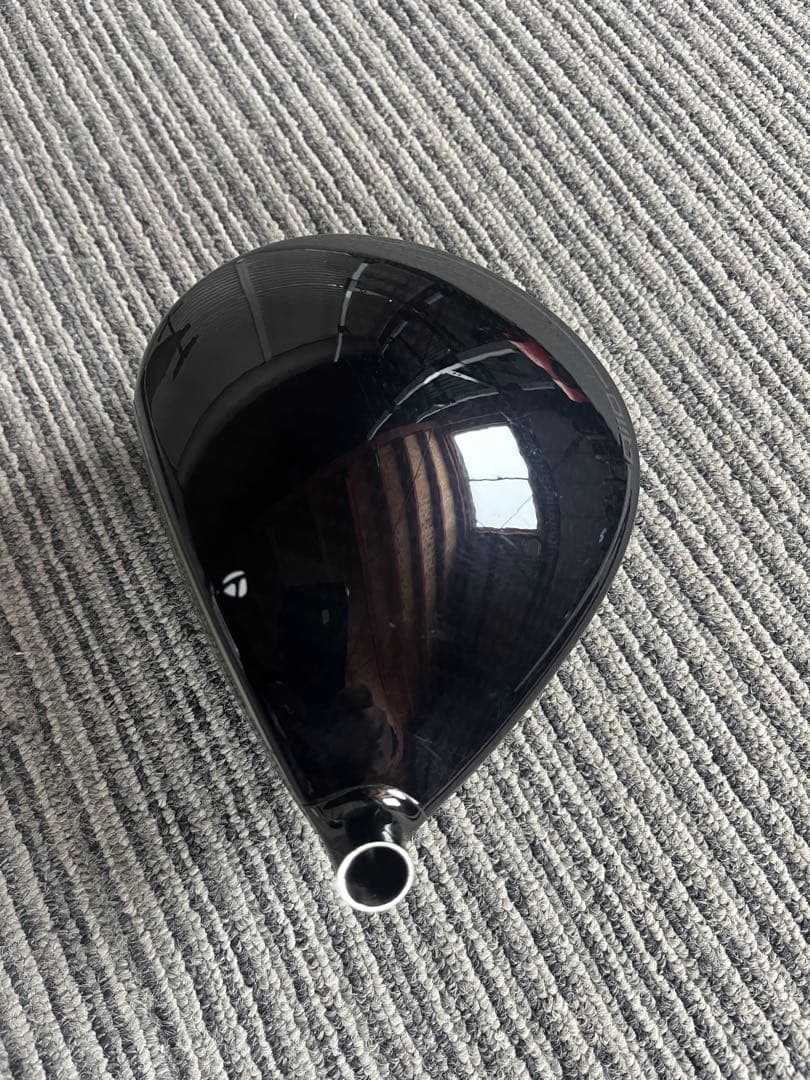 テーラーメイド　Qi10 ドライバー10.5度 ヘッドのみ　カバーあり