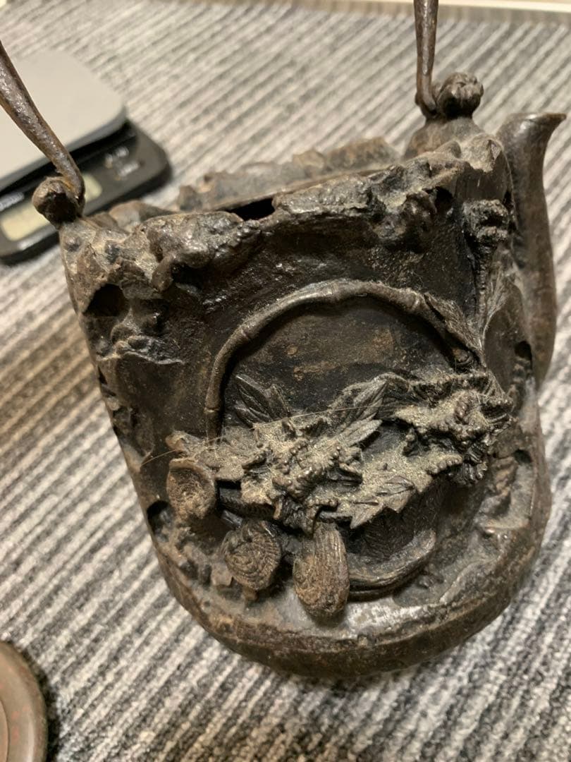 鉄瓶 龍文堂 上田造 上田照房 紫藤蓋 高浮雕 筒型 茶器 茶道具