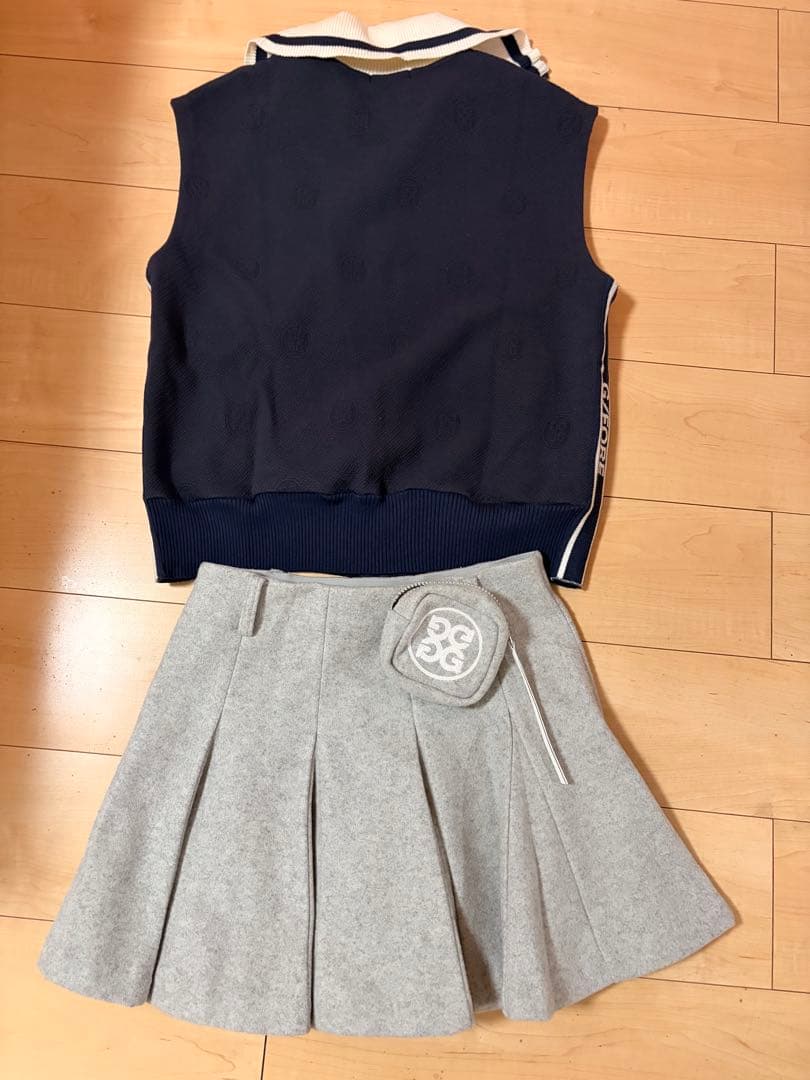 ジーフォア　ベスト　ネイビー