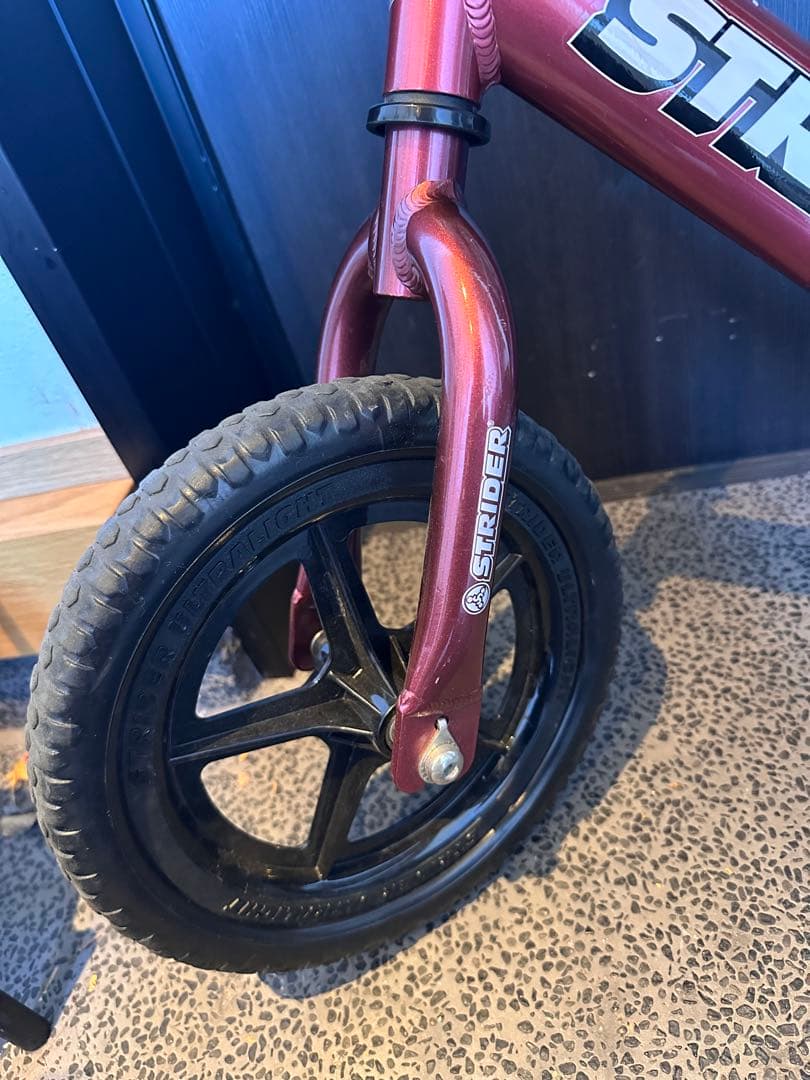 ストライダープロ　メタリックマルーン　12インチ