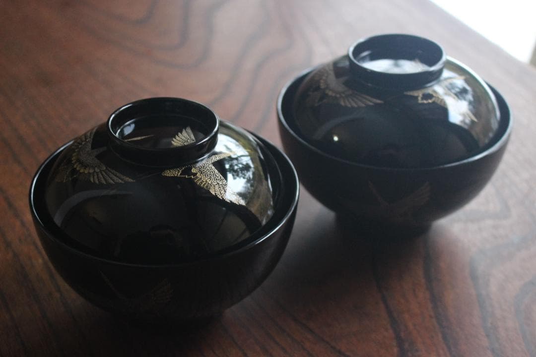 デッドストック！上質黒漆に極上鶴沈金の映えるお椀2点（検輪島塗沈金椀雑煮椀