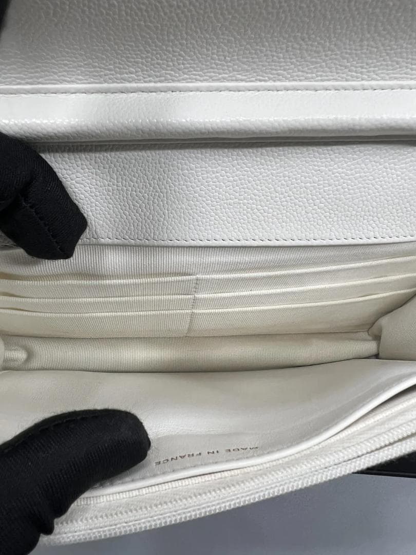 CHANEL チェーンウォレット キャビアスキン ゴールド金具