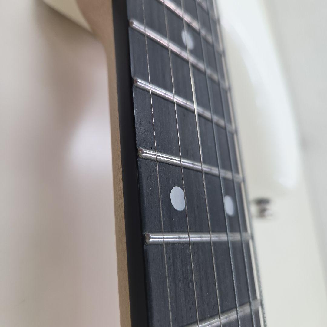 LaidBack 　LST-3HZ　エレキギター　ストラト　ロックペグ搭載