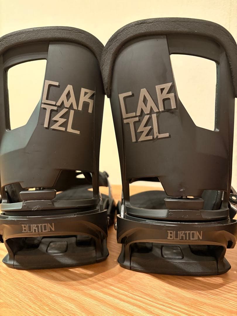 美品　BURTON スノーボードビルディング　REFLEX Sサイズ