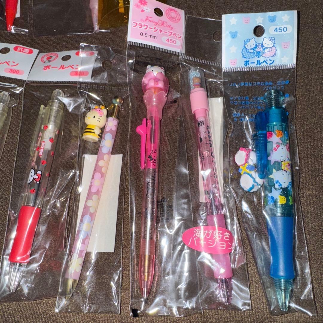 ハローキティ　シャーペン　ボールペン