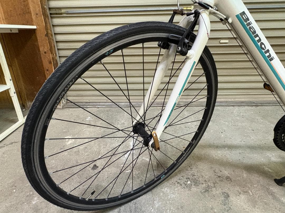 Bianchi ビアンキ クロスバイク カメレオンテ1 ホワイト 700*25C