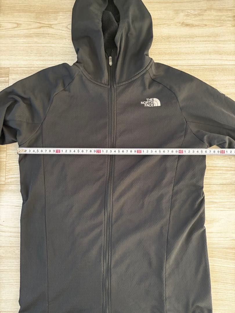 ノースフェイスフライウェイトバーサフーディ M