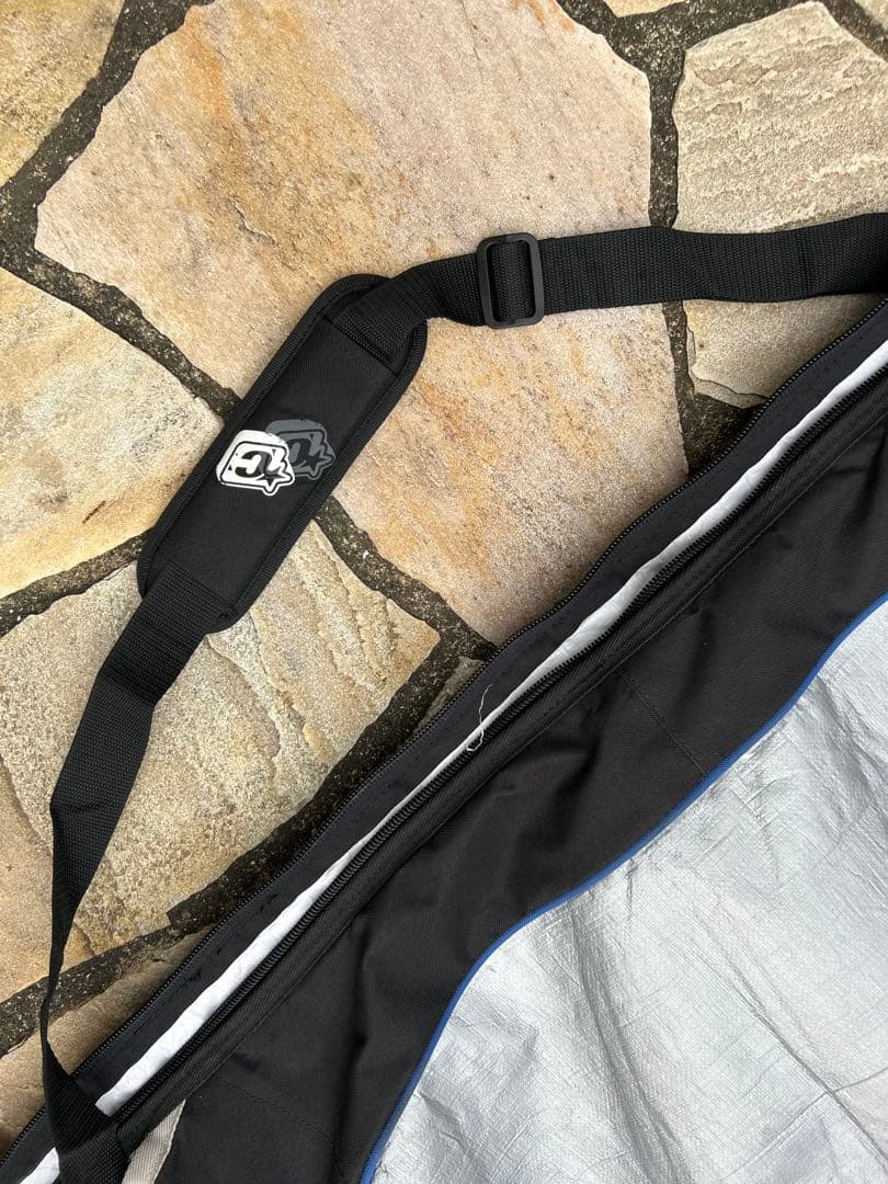 Creatures of Leisure サーフボードハードケース