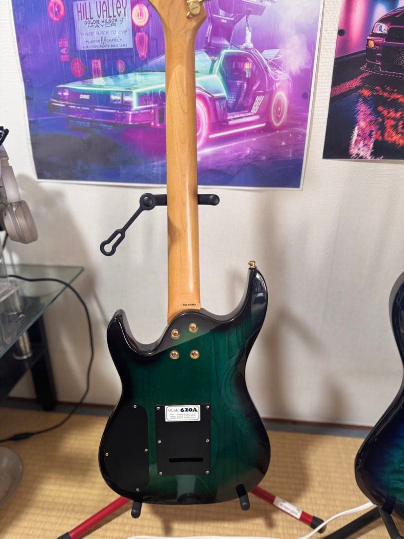 エレキギター グラデーショングリーン aria proll