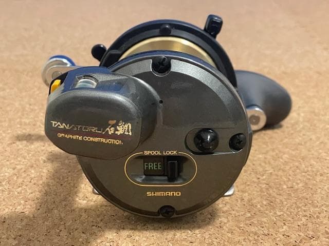 【中古品】 シマノ チタノス スピードマスター タナトル石鯛 GT4000