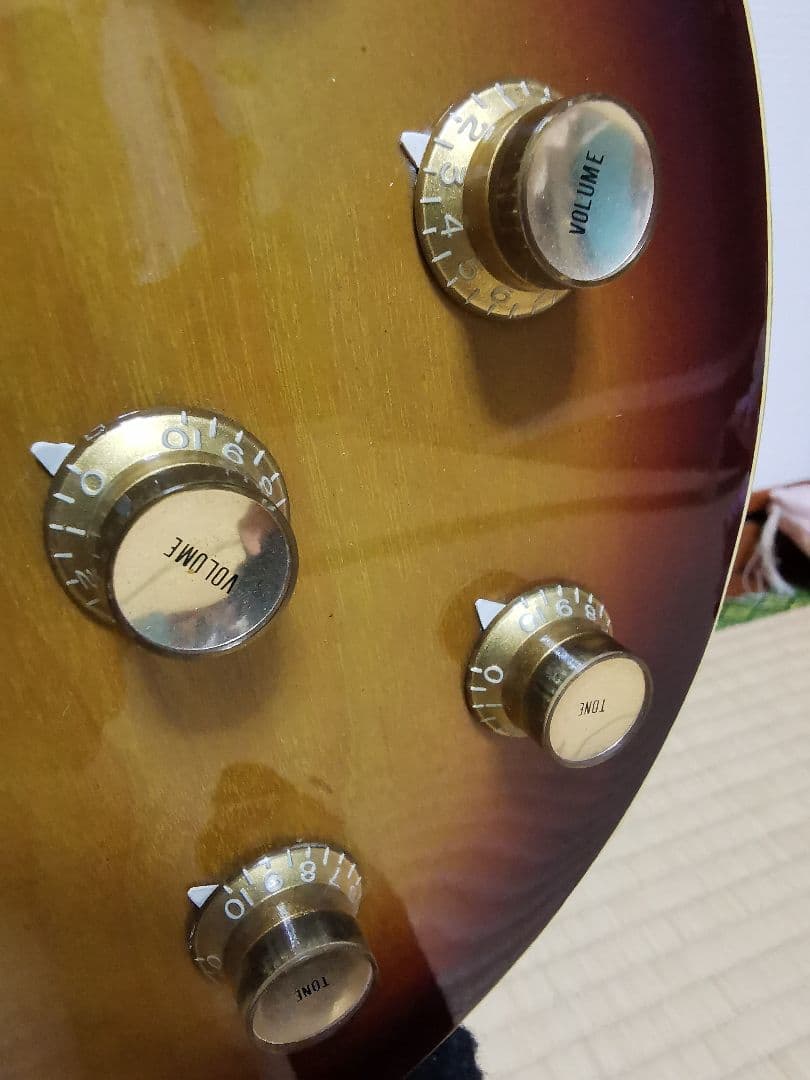 Fresher レスポールタイプ エレキギター サンバースト