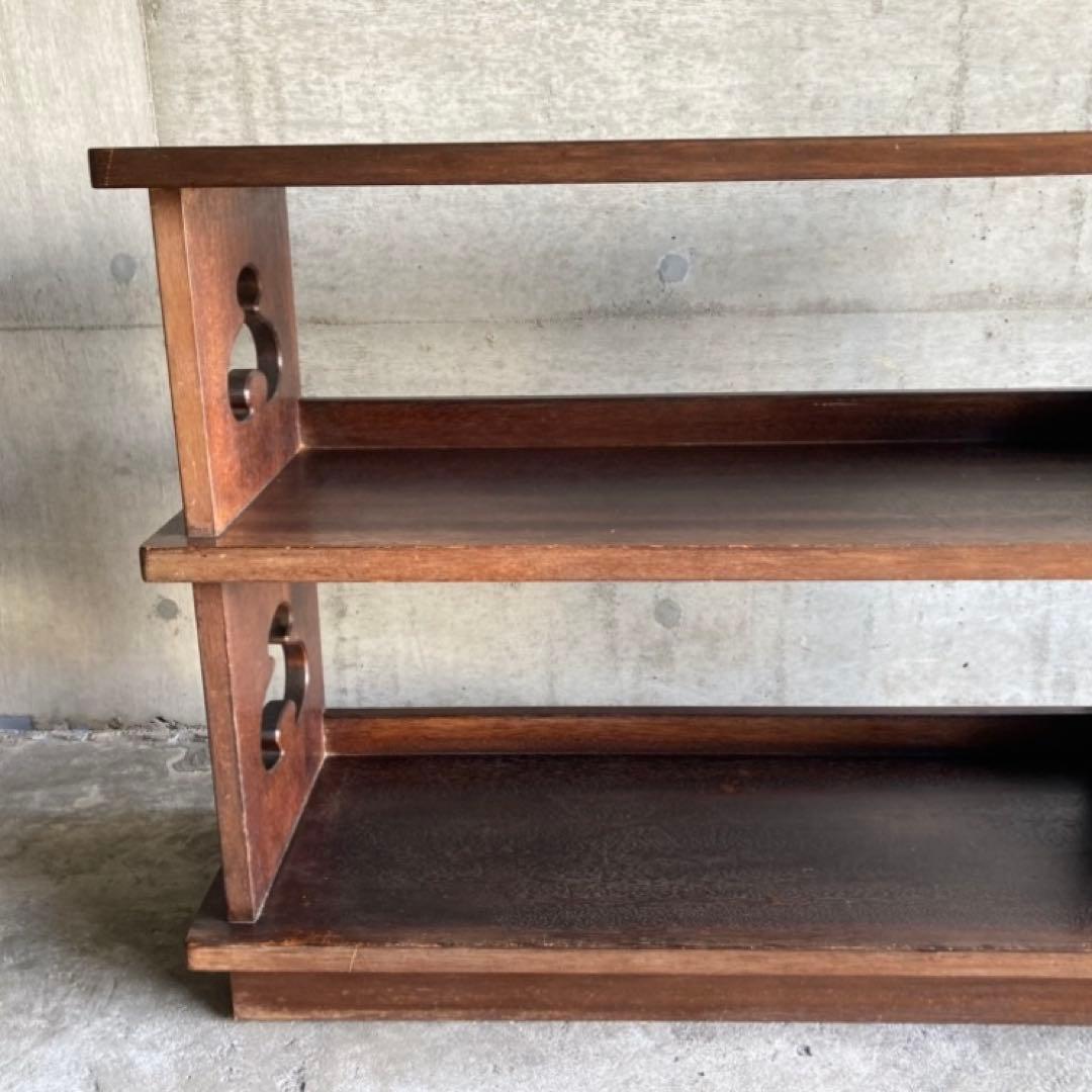 古い飾り棚 置物台 ラック シェルフ 展示 陳列 透かし 木製 家具 レトロ