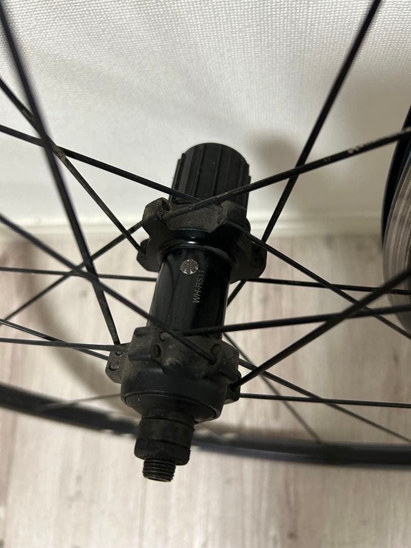 シマノ WH-RS11 700C リムブレーキ　ホイールセット