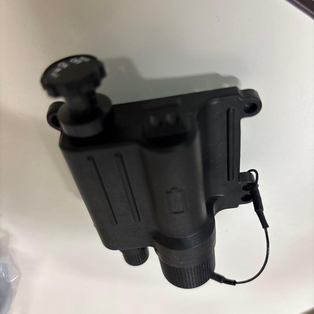 pvs-14 ハウジング